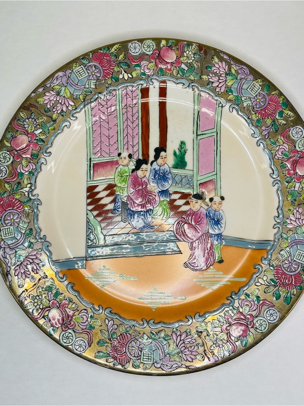 Antique Hand Painted 18 c. Famille Rose Qianlong 10 in Porcelain Plate